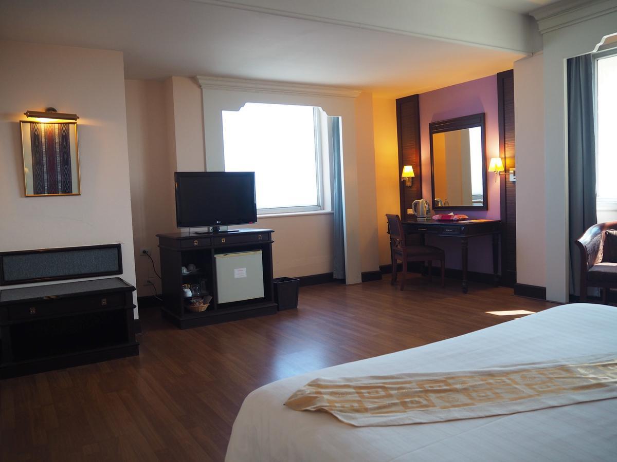 Charoen Thani Hotel, Кхон Каен Екстериор снимка
