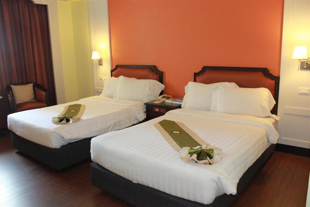 Charoen Thani Hotel, Кхон Каен Екстериор снимка